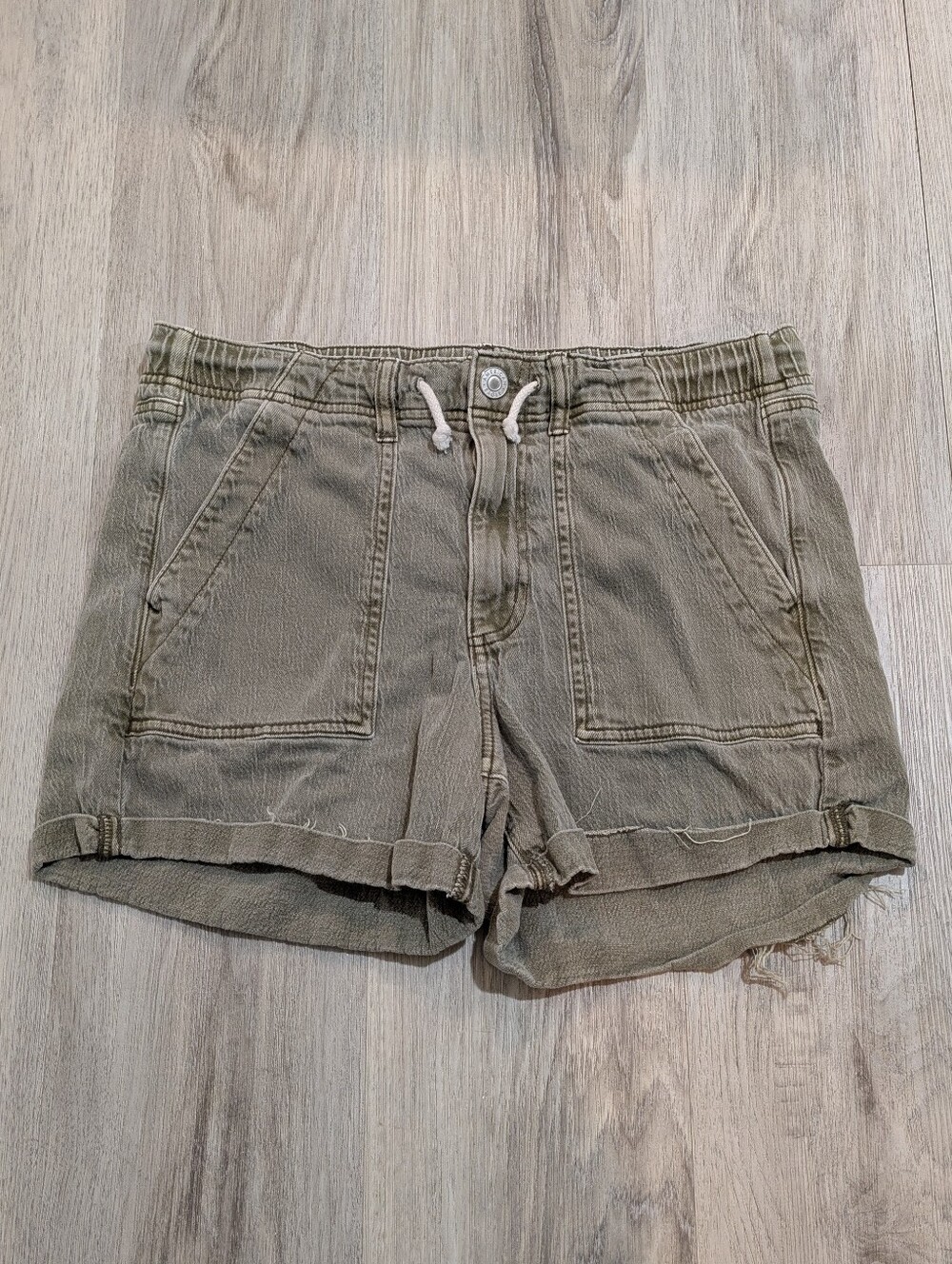 American Eagle Women’s Size 12 Denim Shorts – Distressed Green/Gray